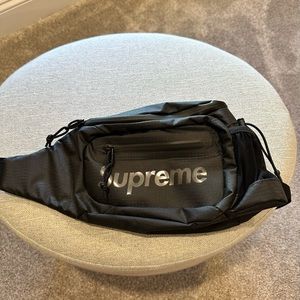 Supreme Sling Bag ‘Black’ - Practically Brand NEW